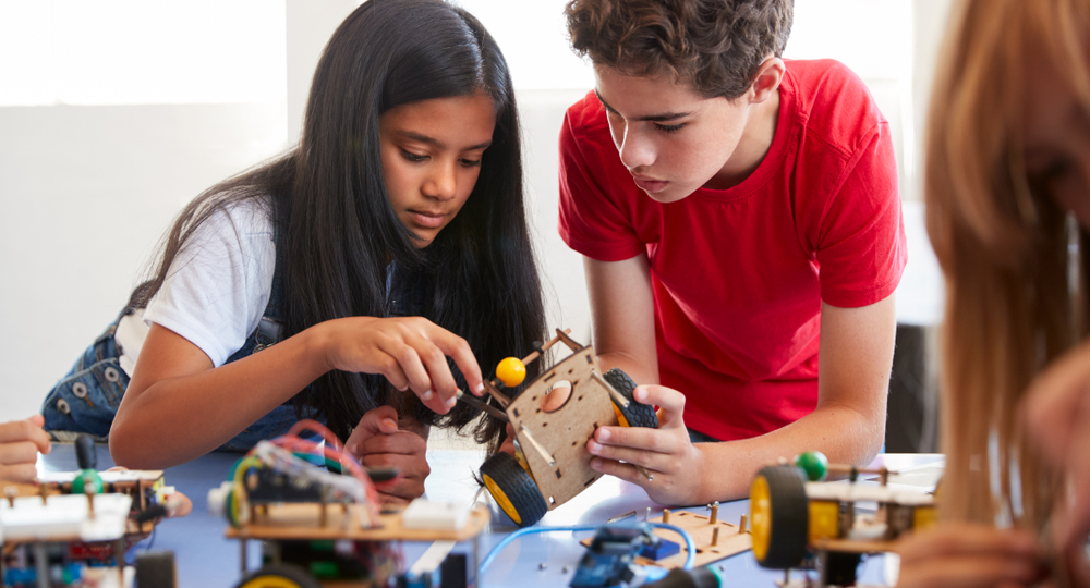 Grades 6-12 STEM education project grants | Youth Today