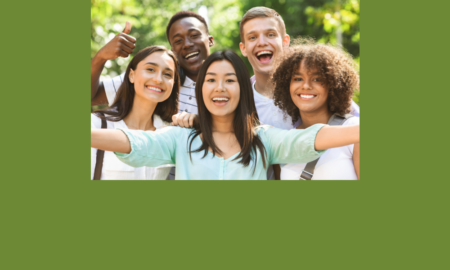 NEWS_Smiling diverse group teens taking selfie